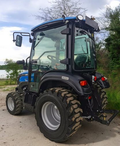 ** BRAND NEW ** SOLIS 26 HST COMPACT TRACTOR WITH CAB