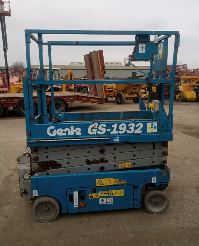 2006 GENIE GS 1932 SCISSOR LIFT – ACCESS PLATFORM / CHERRY PICKER