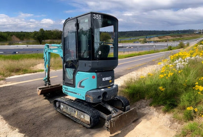 KOBELCO SK17 SR-3E MINI EXCAVATOR (2021) – 1.9T