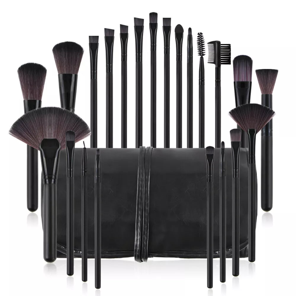 200 X BRAND NEW MAKEUP BRUSH SETS - CHOSEN AT RANDOM - SEE IMAGES - MEGA DEAL!!