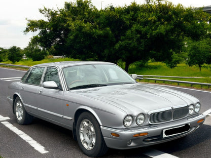 2000 JAGUAR SOVEREIGN V8 AUTO – 4.0L PETROL – AUTOMATIC – 63K MILES >>--NO VAT ON HAMMER--<<