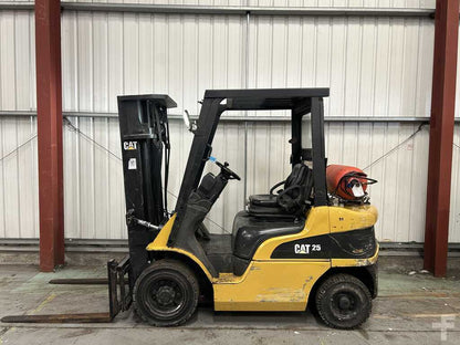 CAT LIFT TRUCKS GP25NT LPG FORKLIFT – 2013