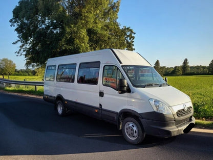 2013 (13 PLATE) IVECO IRIS BUS 50C15 – 10 SEATER MINI BUS