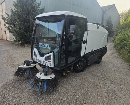 2013 JOHNSTON CX201 PRECINCT ROAD SWEEPER