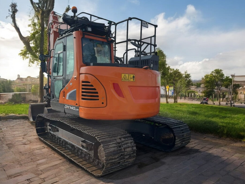 2020 DOOSAN DX140LCR-5 15.6 TONNE EXCAVATOR 3,740 HOURS