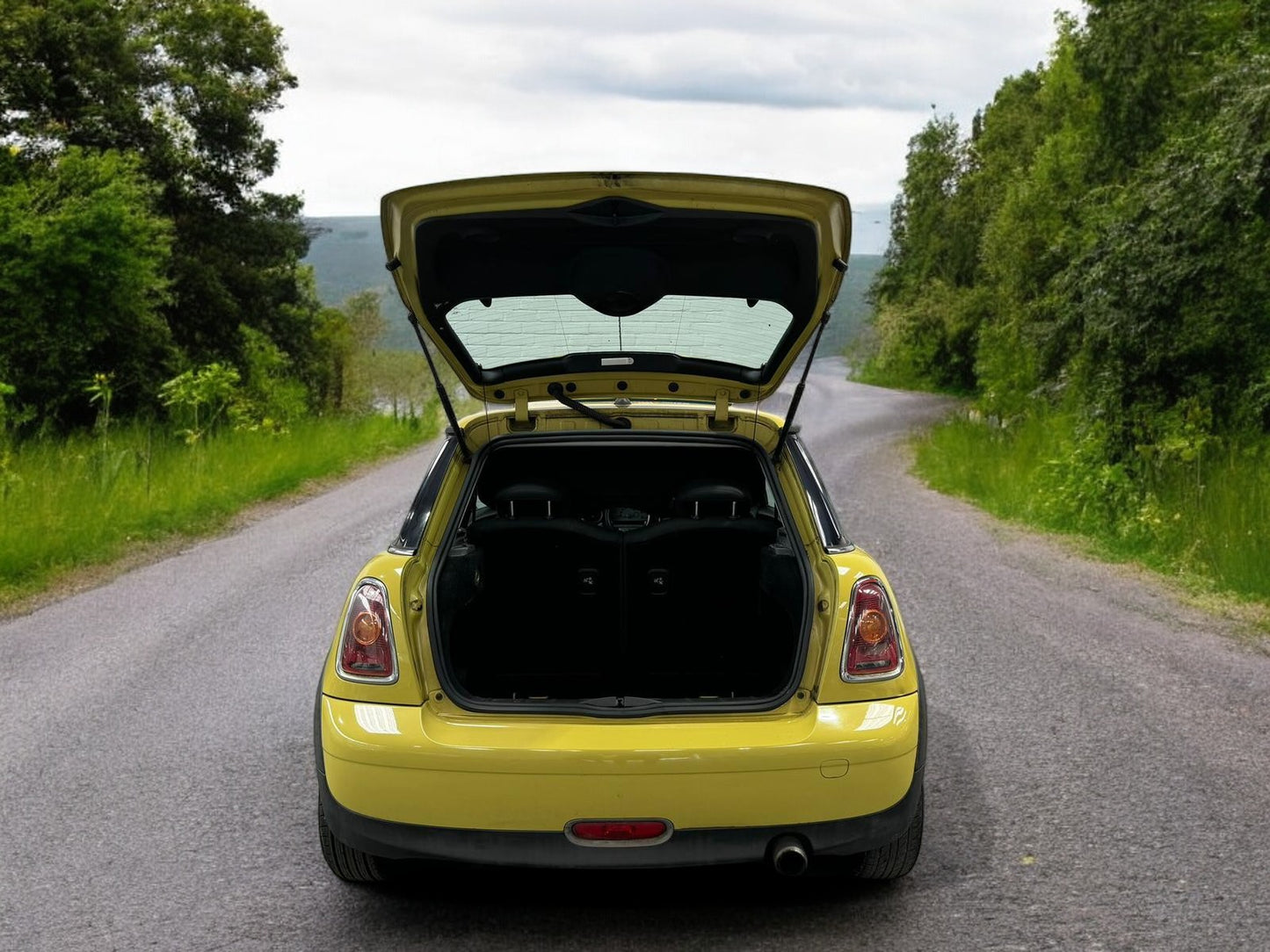 2010 MINI ONE 1.6 AUTOMATIC - YELLOW - HATCHBACK >>--NO VAT ON HAMMER--<<