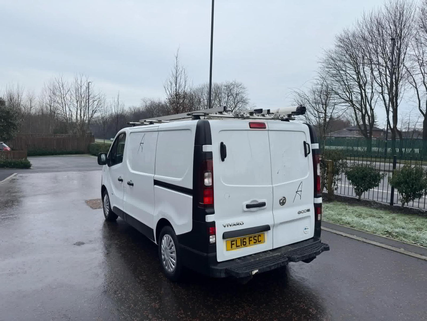 2016 VAUXHALL VIVARO 2900 BT CDTI ECOFLEX SS PANEL VAN **(ONLY 25K MILEAGE)**