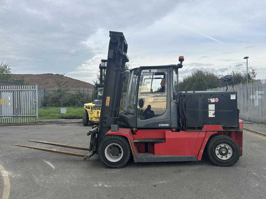 **(INCLUDES CHARGER)** KALMAR ECG80-6 ELECTRIC 4-WHEEL FORKLIFT (2017)