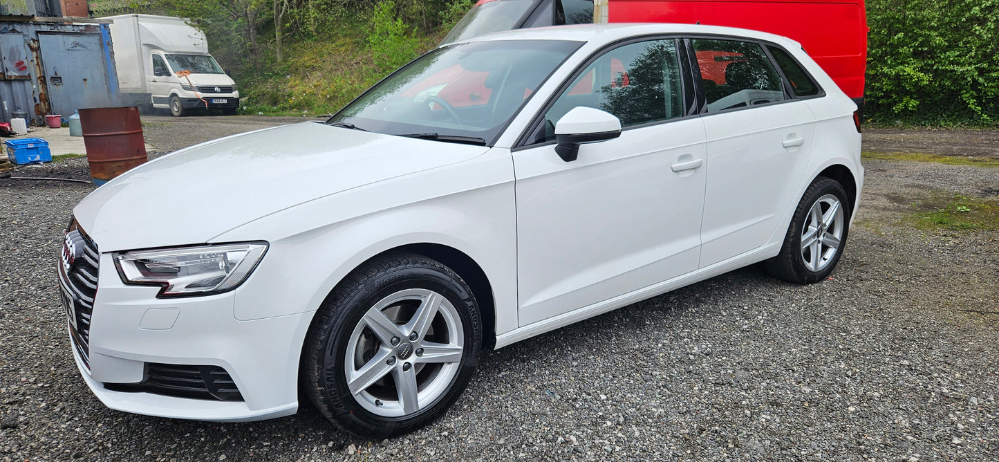 AUDI A3 999CC - LOW MILEAGE, ECO-FRIENDLY 5-DOOR WITH SAT NAV & MORE!