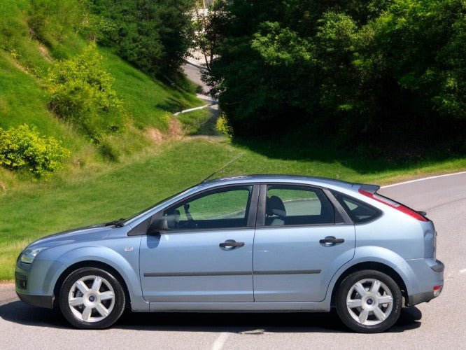 FORD FOCUS 1.6 SPORT 5DR - 2005 >>--NO VAT ON HAMMER--<<