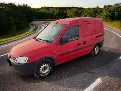 2010 VAUXHALL COMBO CDTI VAN – 69K MILES – EX-POST OFFICE