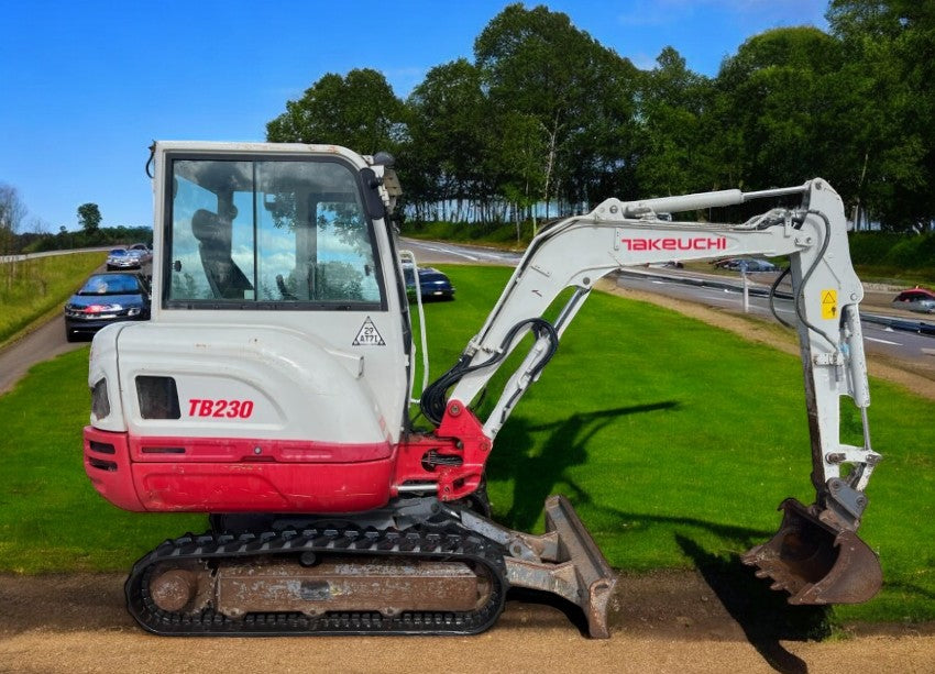 2018 TAKEUCHI TB230 2.8 TONNE EXCAVATOR