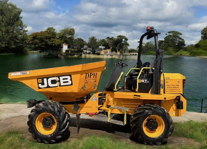 JCB 6T-1 ST 6 TON SWIVEL 4X4 DUMPER FOR AUCTION