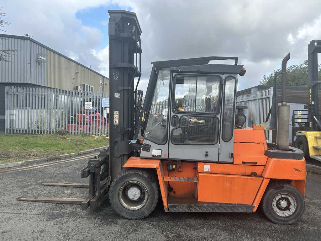 2002 KALMAR DIESEL FORKLIFT - DCD70-6