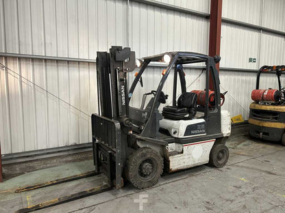 2013 NISSAN UD2A25LQ LPG FORKLIFT