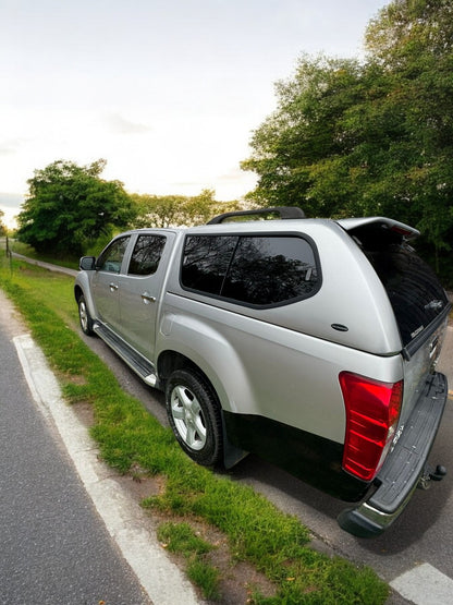 ISUZU D-MAX YUKON DOUBLE CAB 4X4 PICKUP >>--NO VAT ON HAMMER--<<