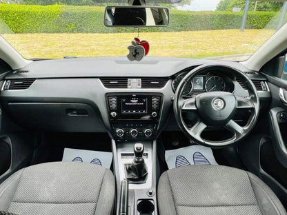 ŠKODA OCTAVIA 1.6 TDI SE (S/S) - 2013 >>--NO VAT ON HAMMER--<<