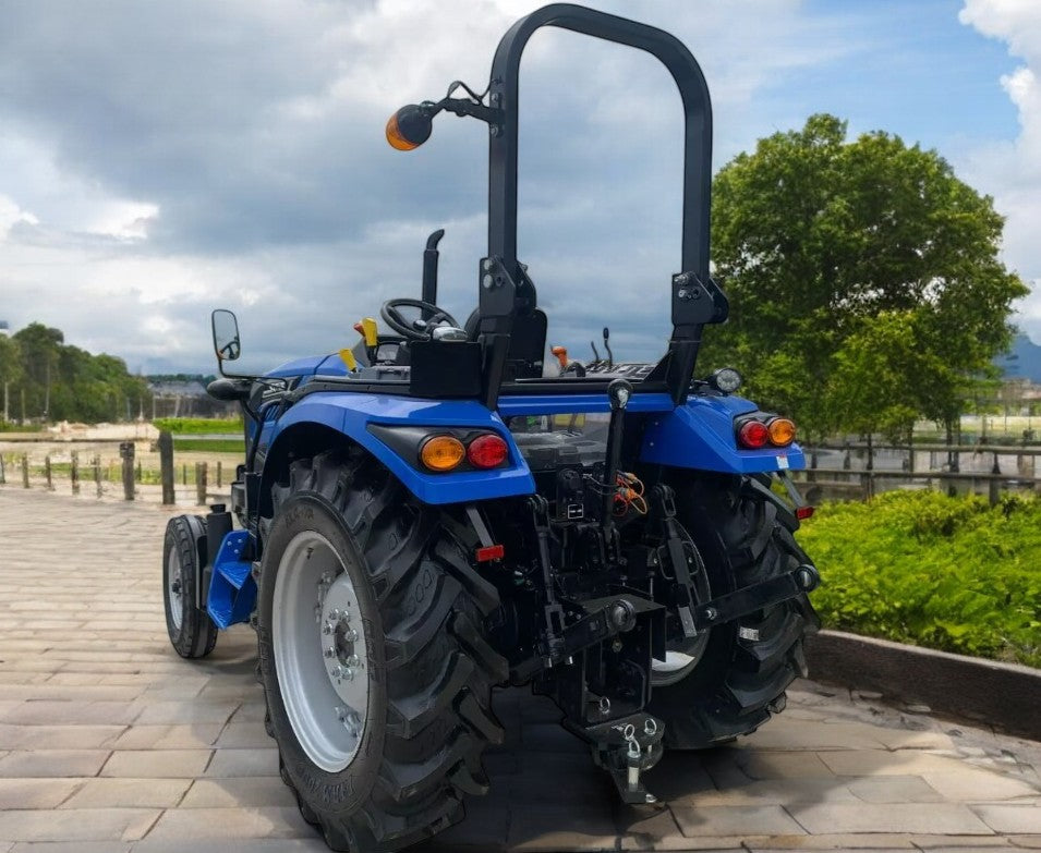 EX-DEMO SOLIS S50 SHUTTLE XL 2WD ROPS TRACTOR