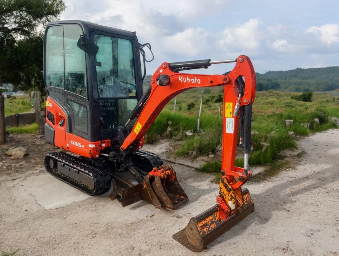 2020 KUBOTA KX016-4 1.6 TONNE EXCAVATOR DIGGER HOURS: 1,398