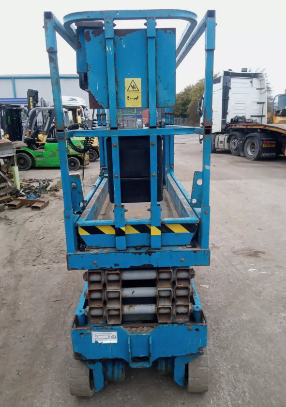 2006 GENIE GS 1932 SCISSOR LIFT – ACCESS PLATFORM / CHERRY PICKER