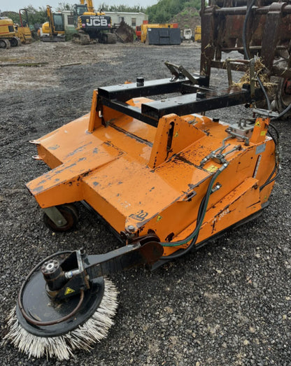 BEMO TELEHANDLER ROAD BRUSH SWEEPER