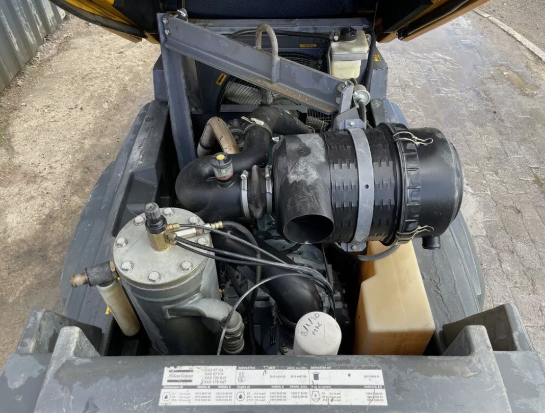 2013 ATLAS COPCO XAS67 ROAD TOW COMPRESSOR