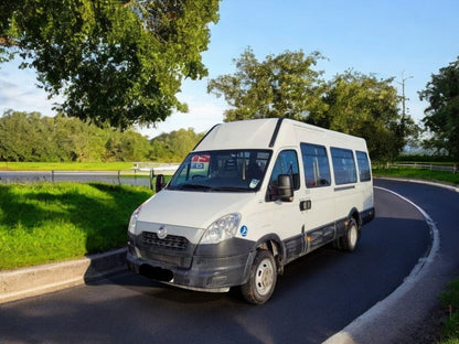 2013 (13 PLATE) IVECO IRIS BUS 50C15 – 10 SEATER MINI BUS