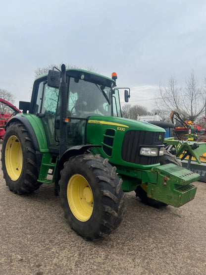 2009 JOHN DEERE 6330 TRACTOR - 5,506 HOURS - 1 OWNER