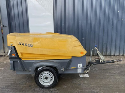 2013 ATLAS COPCO XAS67 ROAD TOW COMPRESSOR