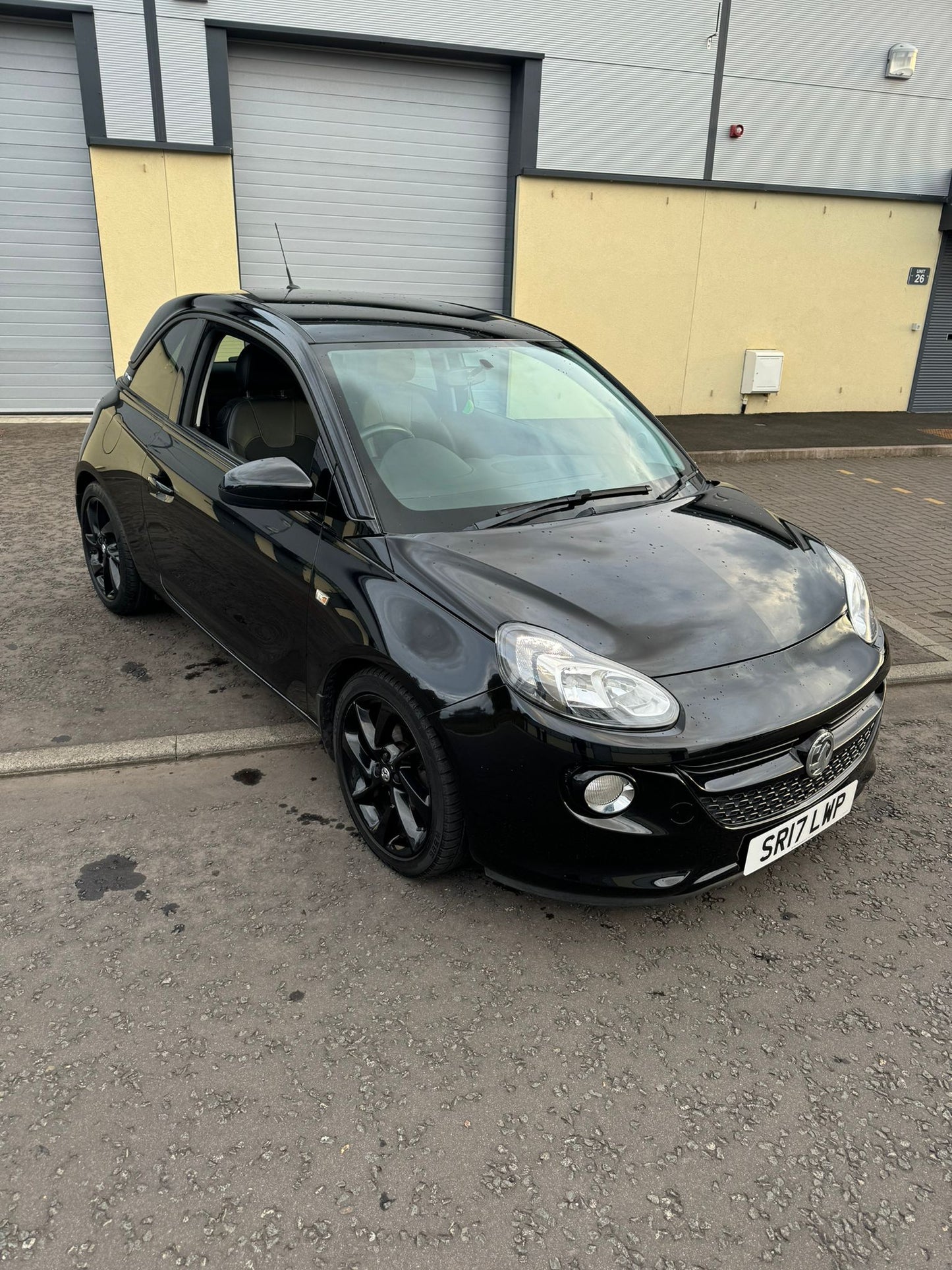 2017 VAUXHALL ADAM ENERGISED - NEXT MOT DUE 04/2025 - DEALER FORECOURT £7202