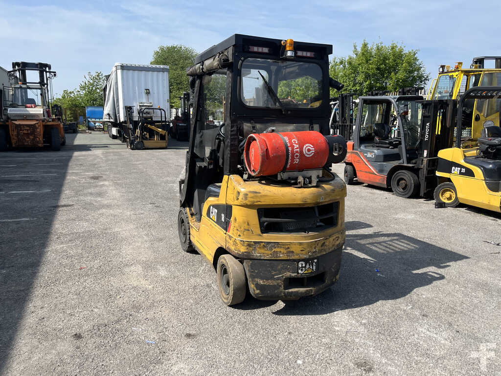 CAT LIFT TRUCKS GP18NT LPG FORKLIFT - 2014 MODEL