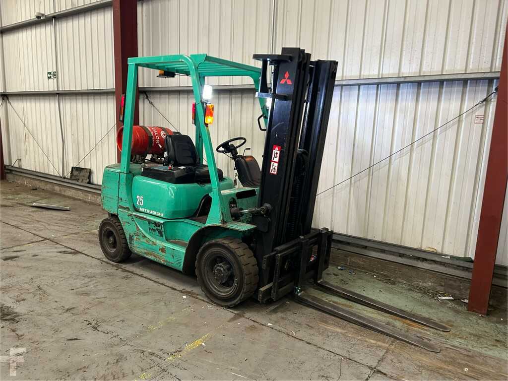 MITSUBISHI FG25 LPG FORKLIFT – 2008