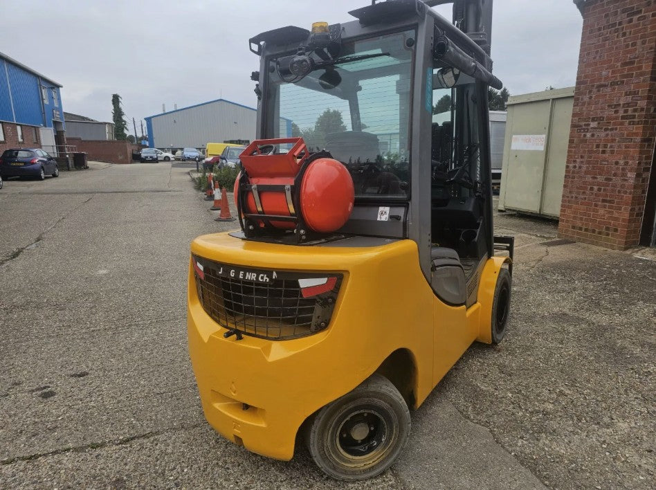 2017 JUNGHEINRICH DFG535S LPG FORKLIFT – 3.5 TON LIFT