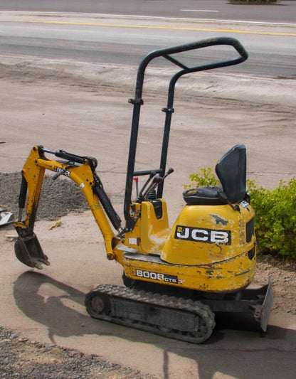 JCB 8008 MICRO DIGGER 3-CYLINDER PERKINS DIESEL