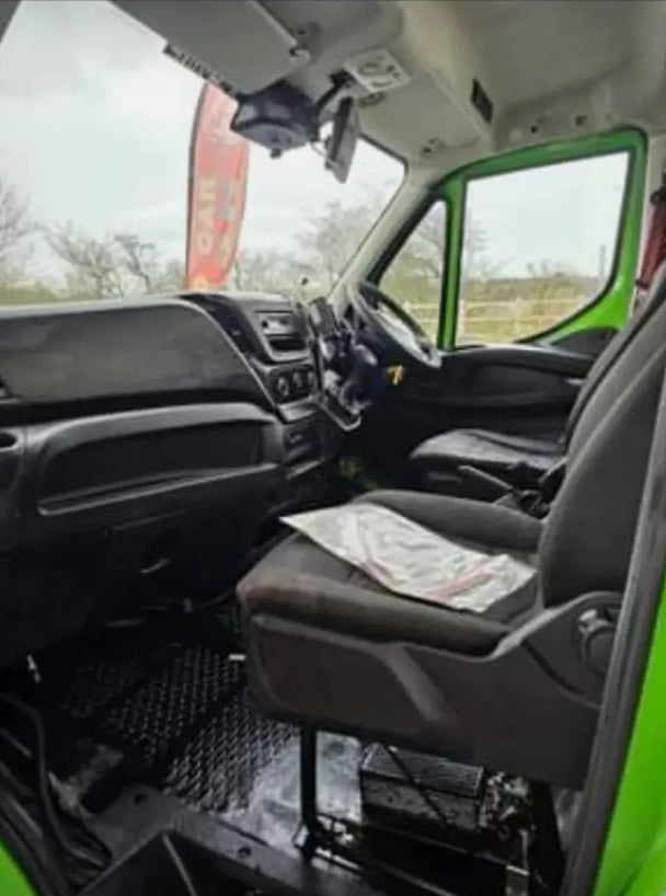 2018 IVECO DAILY 35S12 CHASSIS CAB AUTO EURO 6