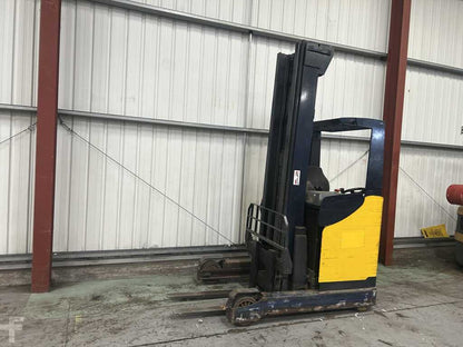 **(INCLUDES CHARGER)** 1998 KOMATSU FB14 REACH TRUCK – 1,400KG CAPACITY