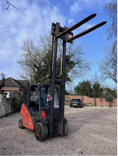 LINDE H35D DIESEL COUNTERBALANCE FORKLIFT – 2010 >>--NO VAT ON HAMMER--<<