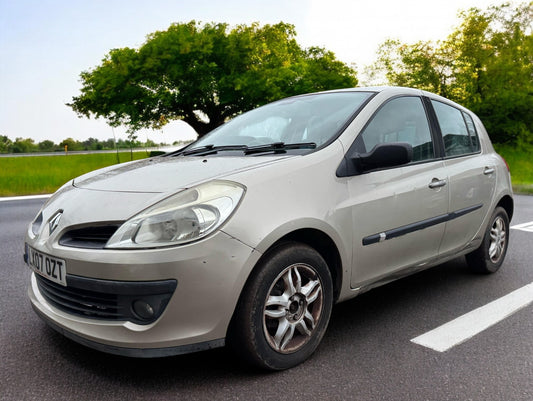 2007 RENAULT CLIO PRIVILEGE A – 1.6L PETROL AUTOMATIC HATCHBACK >>--NO VAT ON HAMMER--<<