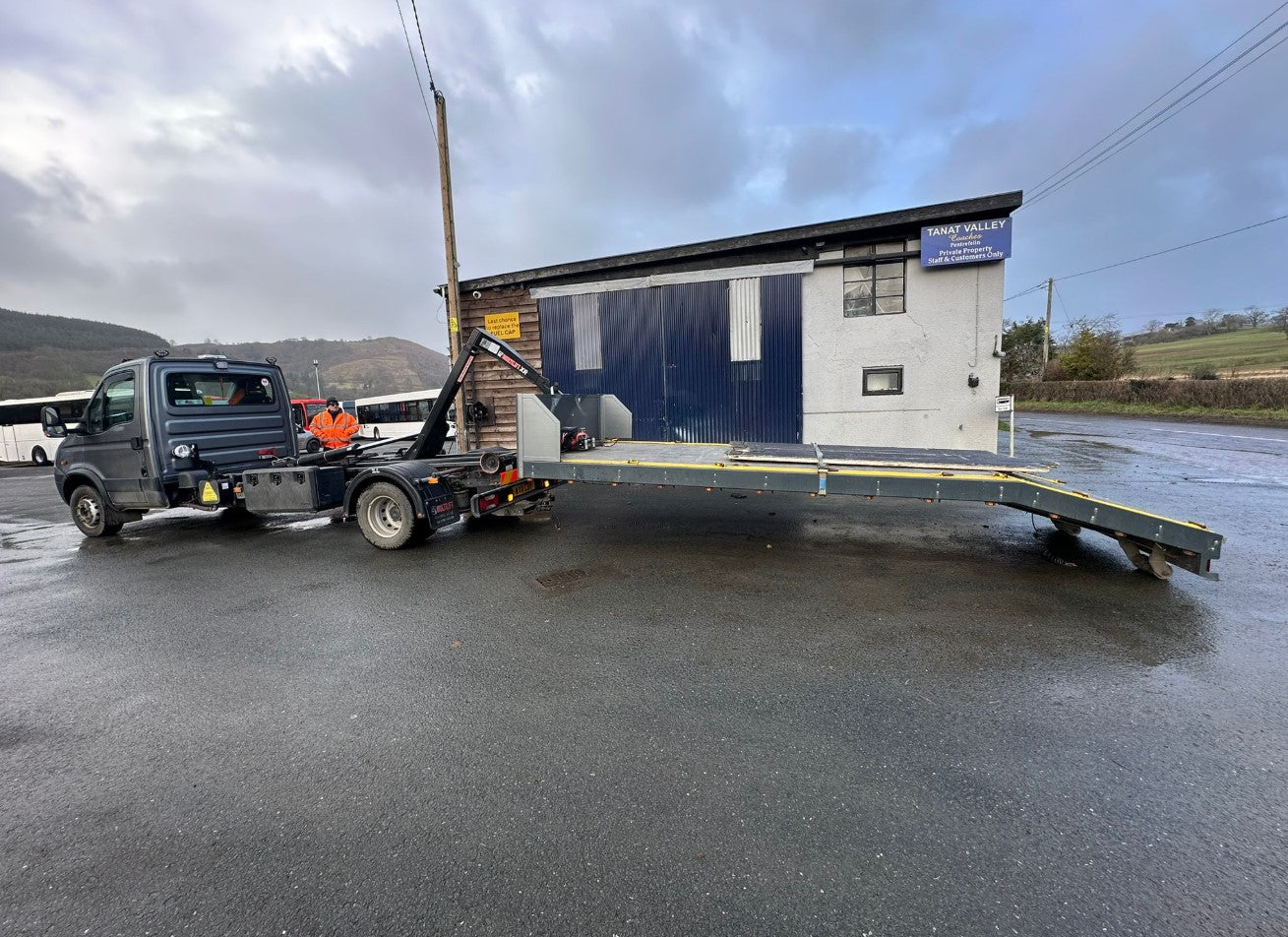 2011 IVECO DAILY 70C18 HOOKLIFT WITH MULTI LIFT XR AND BEAVER TAIL BODY