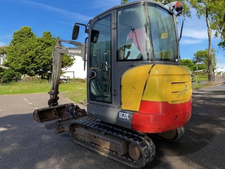 VOLVO EC27C 2.8T MINI EXCAVATOR