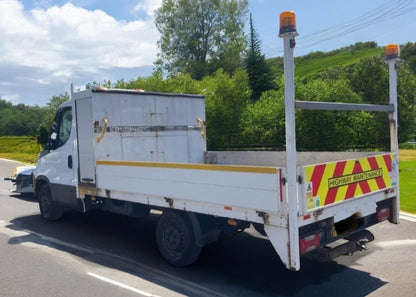 2018/68 IVECO DAILY 3.5 TON DROPSIDE TRUCK (EURO 6, ULEZ FREE, 1 OWNER)