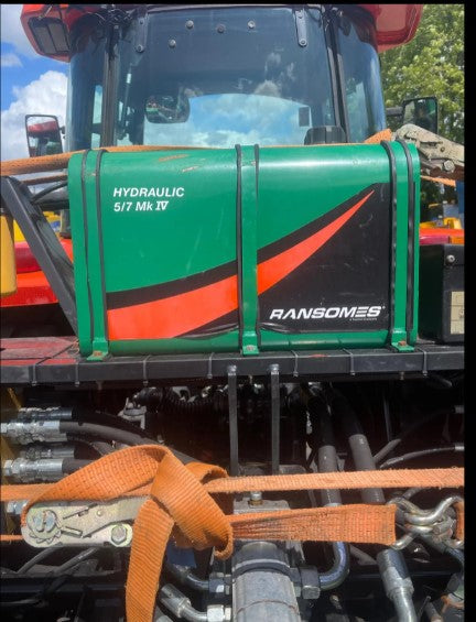 2012 KUBOTA M8450 TRACTOR C/W MOWERS