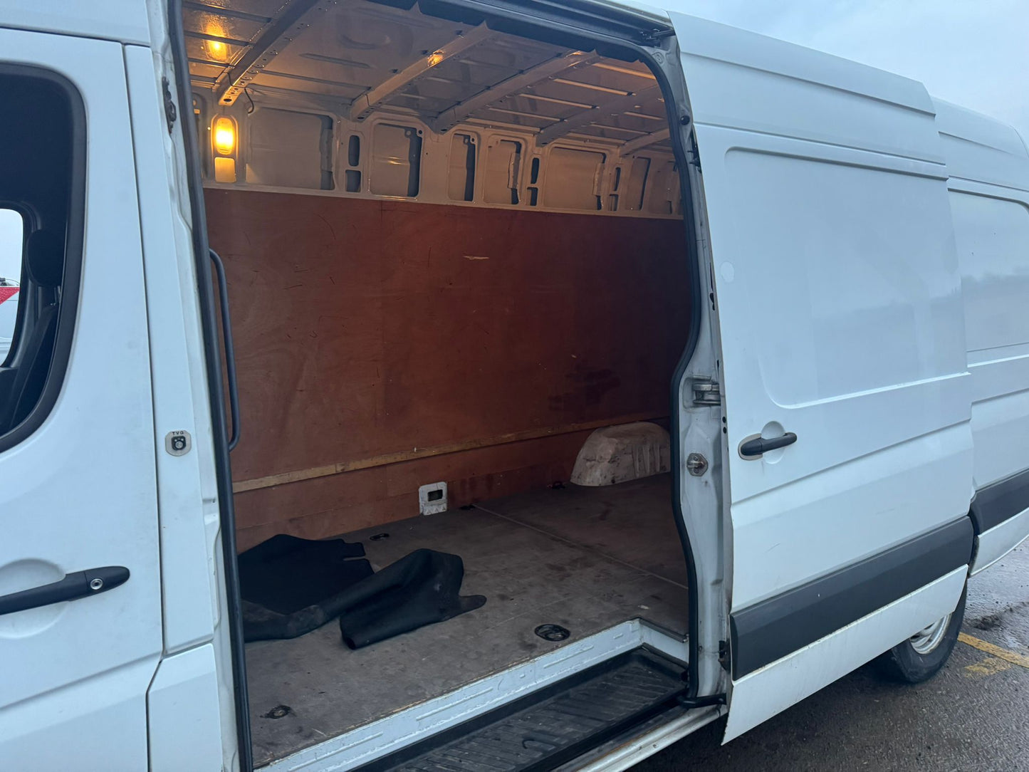 2016 MERCEDES-BENZ SPRINTER 311CDI LWB PANEL VAN – MANUAL