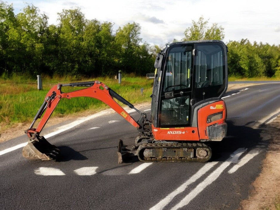 KUBOTA KX015-4 1.5T MINI EXCAVATOR / DIGGER - 2018