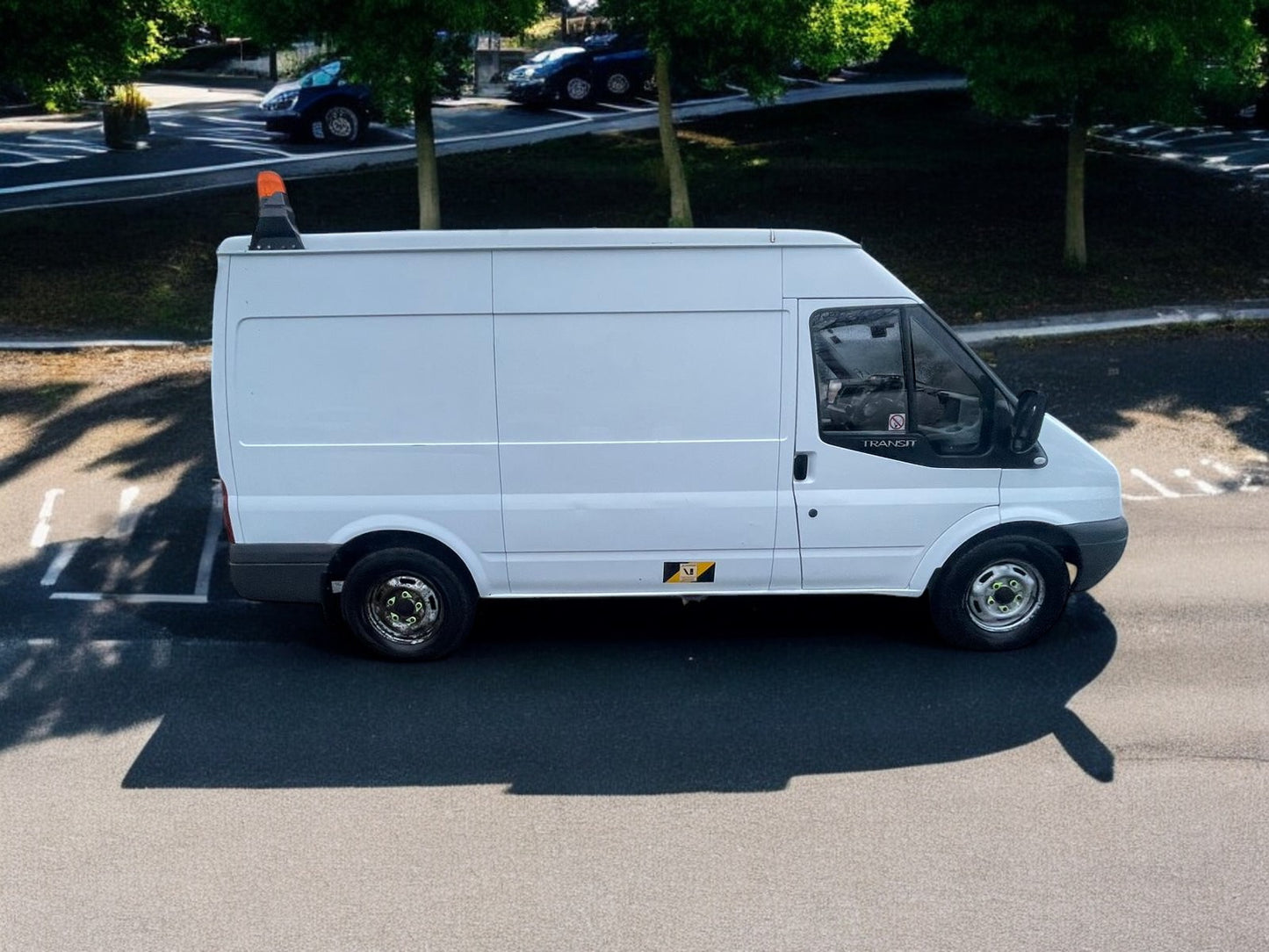 2008 (57 REG) FORD TRANSIT T350M CHERRY PICKER