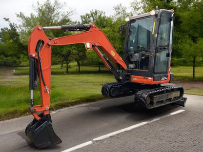 2018 KUBOTA U27-4 2.7 TONNE MINI EXCAVATOR