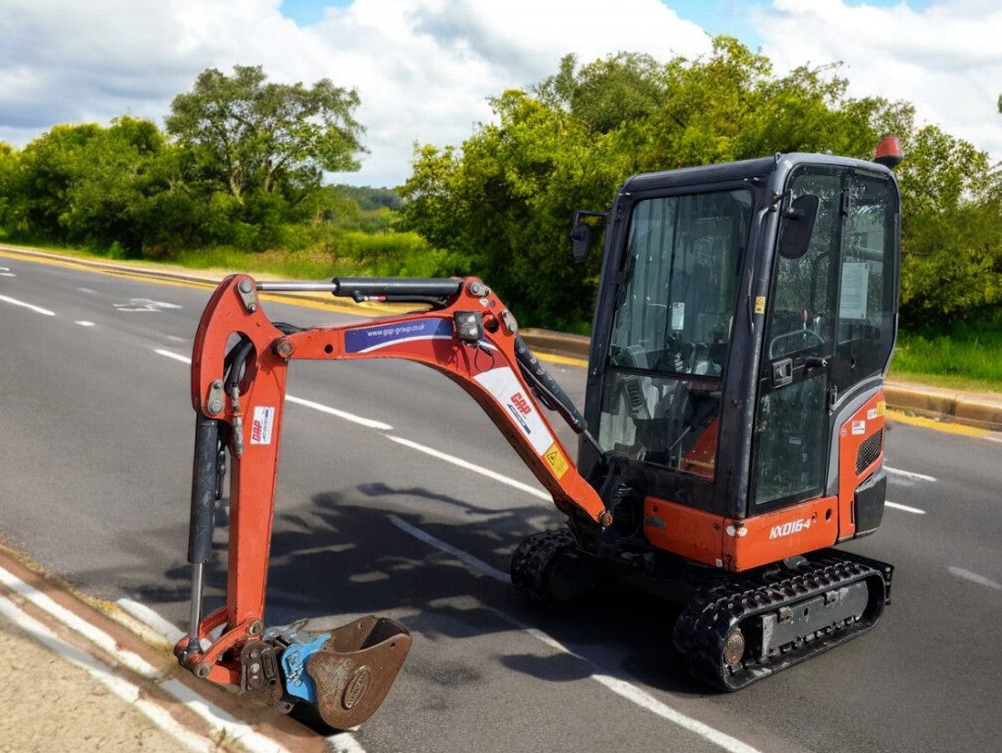 2017 KUBOTA KX016-4 1.6T MINI EXCAVATOR / DIGGER