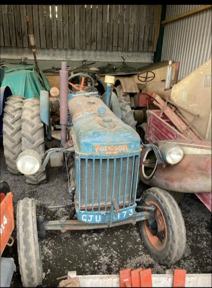 FORDSON E27N MAJOR TRACTOR - ELECTRIC START >>--NO VAT ON HAMMER--<<