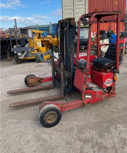 MOFFETT MOUNTY M1503 TRUCK-MOUNTED FORKLIFT – 1.5 TON