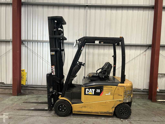 **(INCLUDES CHARGER)** 2017 CAT EP20PN 4-WHEEL ELECTRIC FORKLIFT – 2,000KG CAPACITY
